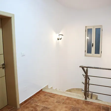 Albergue Hill *