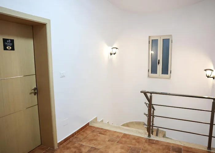 Hostel Lux Woodnest *