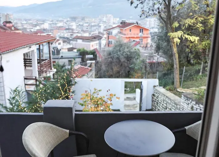 Hostel Lux Woodnest *